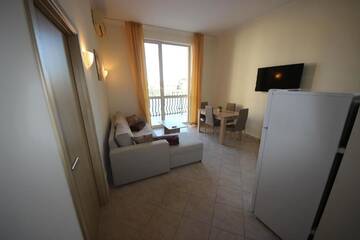 Фото номера Апартаменты с 2 спальнями Апарт-отели Menada Negresco Apartments г. Елените 8